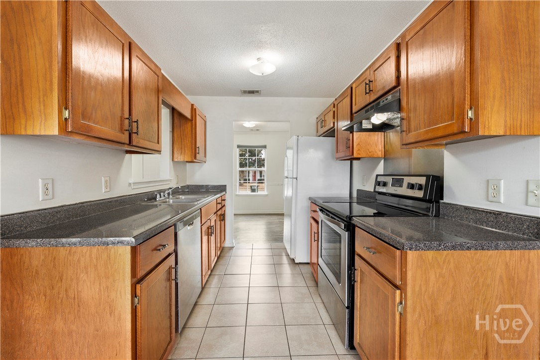 16 Parish Way Pooler, GA 31322 - Photo 12 of 32