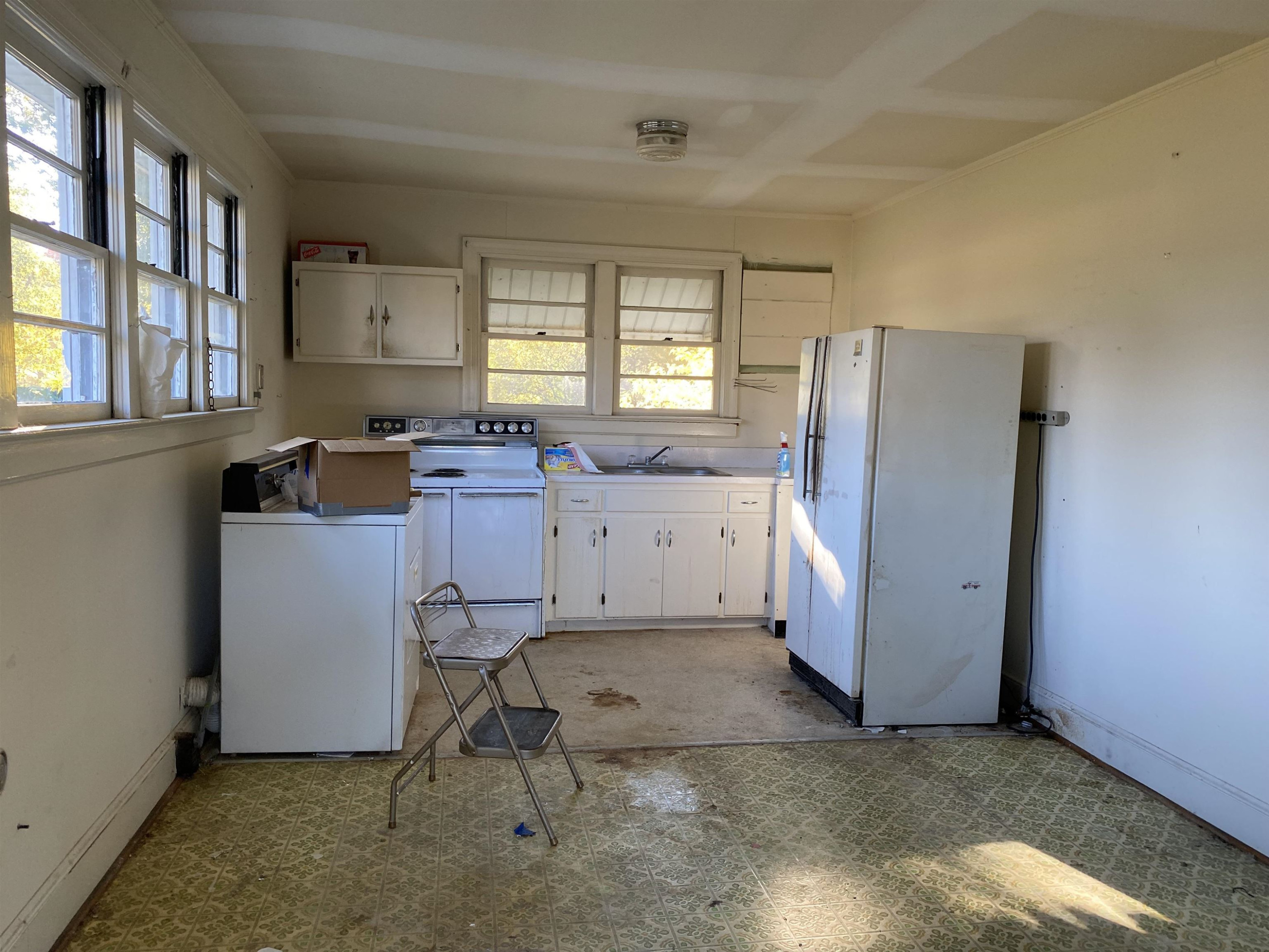 4015 St James Church Road Raleigh, NC 27604 - Photo 6 of 13 Photo 6