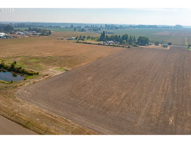 $490,000 | 16445 Southeast Fairview Road, Dayton, OR 97114