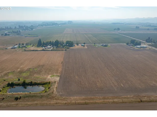 $490,000 | 16445 Southeast Fairview Road, Dayton, OR 97114