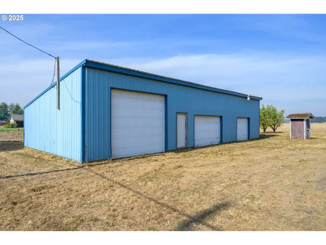 $490,000 | 16445 Southeast Fairview Road, Dayton, OR 97114