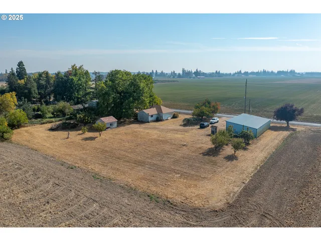 $490,000 | 16445 Southeast Fairview Road, Dayton, OR 97114