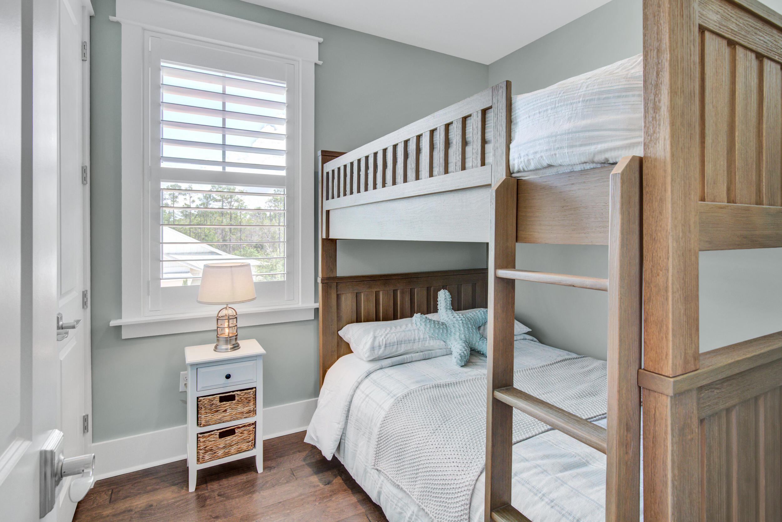 117 Prairie Pass Santa Rosa Beach, FL 32459 - Photo 24 of 33 a bedroom with a bed and a window