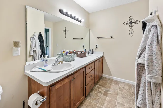 $319,900 | 435 Highview Loop Southeast, Pine City, MN 55063