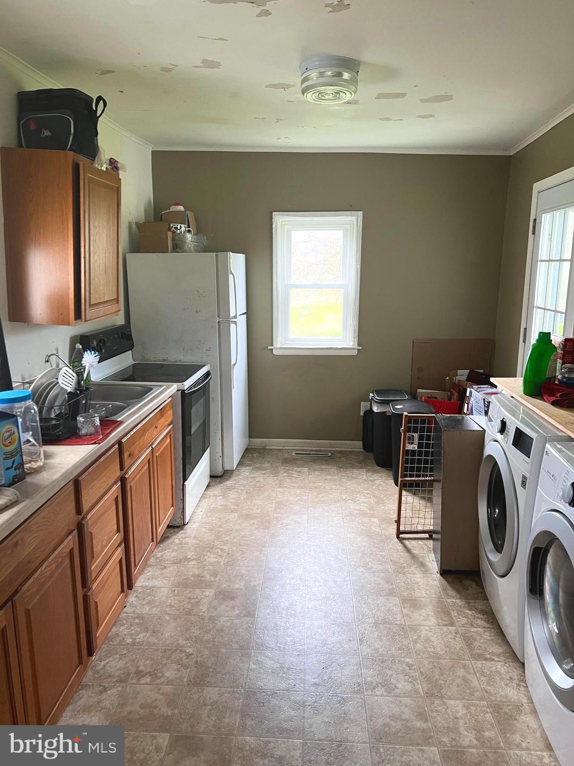 3 Canhouse Road Elmer, NJ 08318 - Photo 8 of 44 a utility room with sink dryer and washer