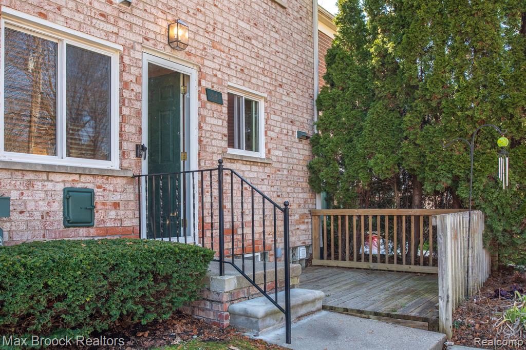421 Miller Avenue Rochester, MI 48307 - Photo 18 of 20