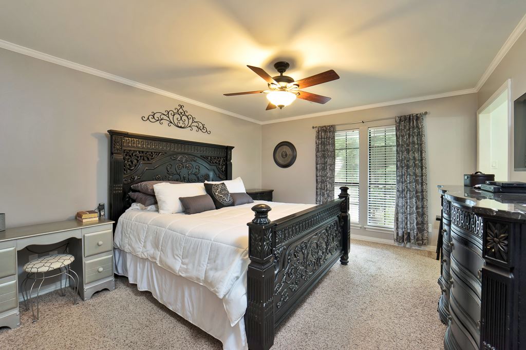 113 Avon Circle East Daphne, AL 36526 - Photo 20 of 34 Master Bedroom
