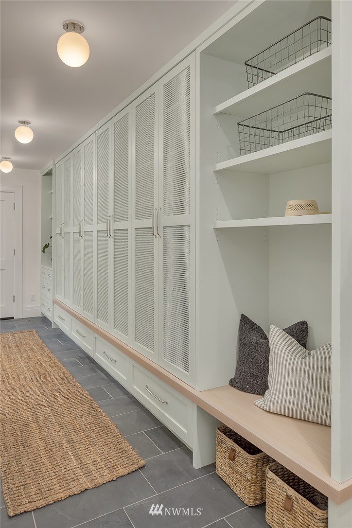 2230 Evergreen Point Road Medina, WA 98039 - Photo 18 of 40