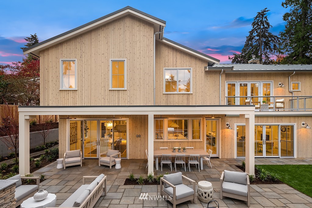 2230 Evergreen Point Road Medina, WA 98039 - Photo 35 of 40