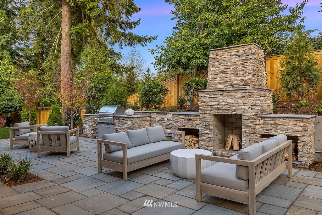 2230 Evergreen Point Road Medina, WA 98039 - Photo 37 of 40