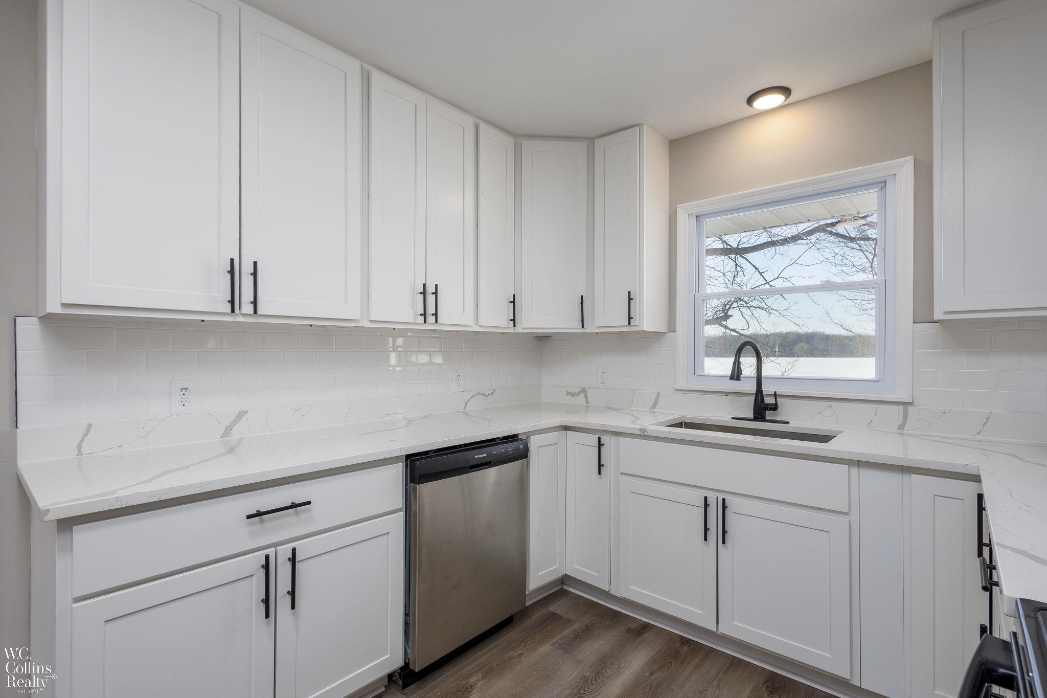 12923 Collins Road Yale, MI 48097 - Photo 8 of 29 Gallery Image 8