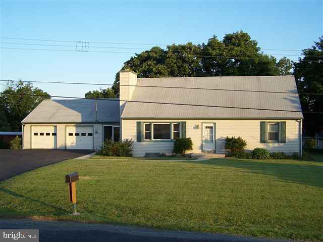 4301 Beagle Road Elizabethtown, PA 17022 - Photo 1 of 20 Gallery Image 1
