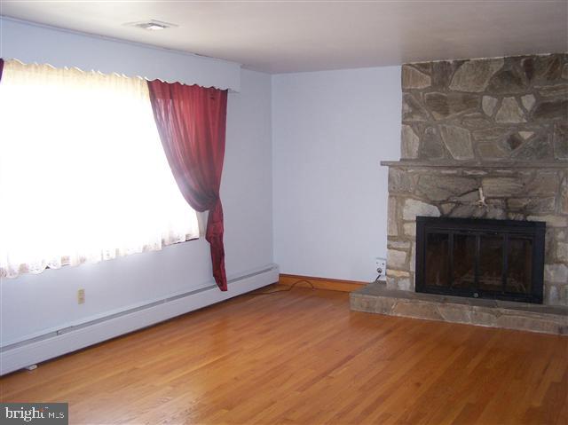 4301 Beagle Road Elizabethtown, PA 17022 - Photo 2 of 20 Gallery Image 2