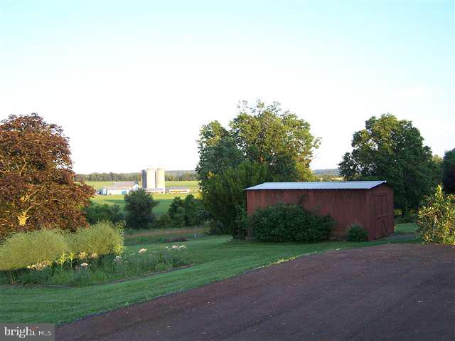 4301 Beagle Road Elizabethtown, PA 17022 - Photo 10 of 20 Gallery Image 10