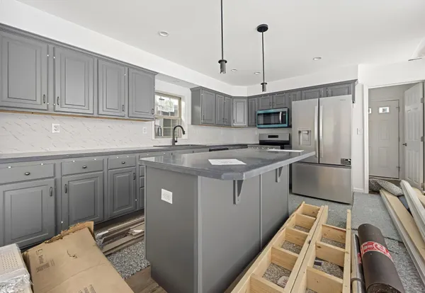 $639,900 | Undisclosed Address, Sidney, ME 04330