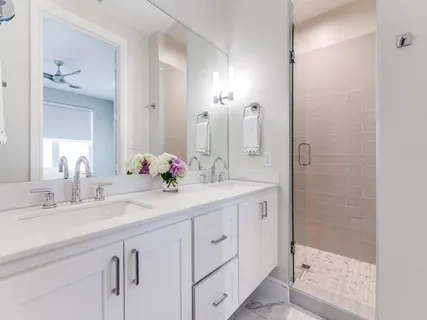 $3,600 | 5202 Capitol Avenue, Unit 1110, Dallas, TX 75206