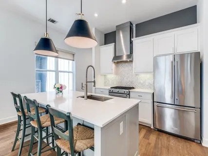 $3,600 | 5202 Capitol Avenue, Unit 1110, Dallas, TX 75206