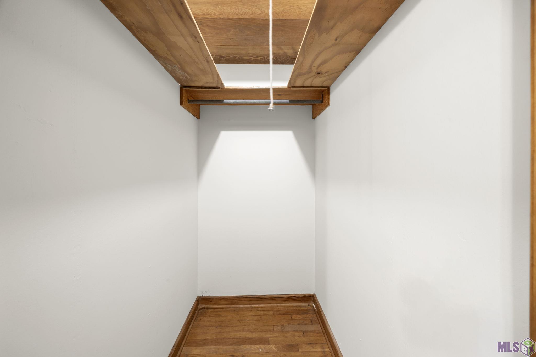 9372 Woodbine Street Baton Rouge, LA 70815 - Photo 17 of 23 Bedroom 2 Walk In Closet