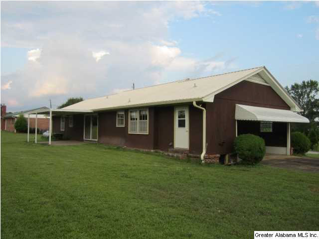 104 Spring Hill Drive Roanoke, AL 36274 - Photo 3 of 13