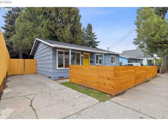 $394,900 | 9523 North Allegheny Avenue, Portland, OR 97203