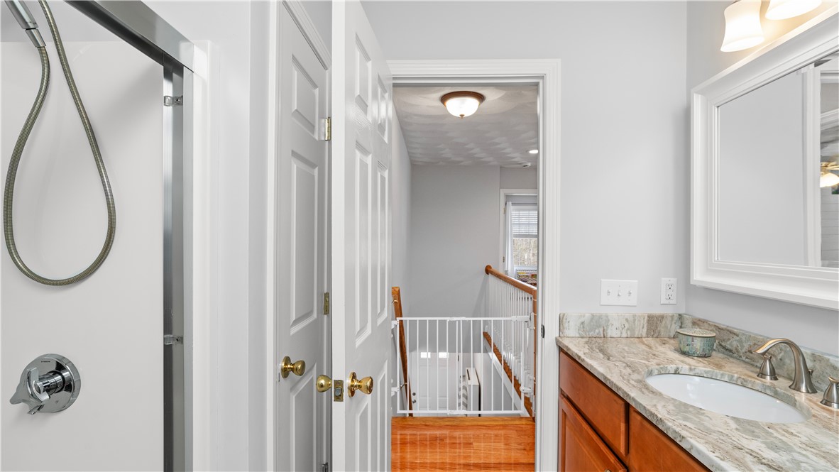 44 Leigh Road Cumberland, RI 02864 - Photo 22 of 37