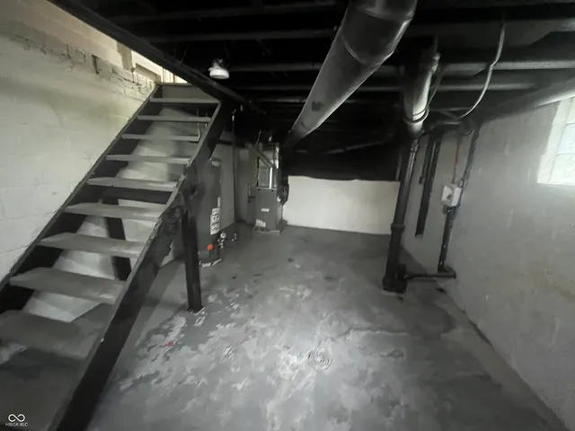 $975 | 1504 North Gladstone Avenue, Indianapolis, IN 46201