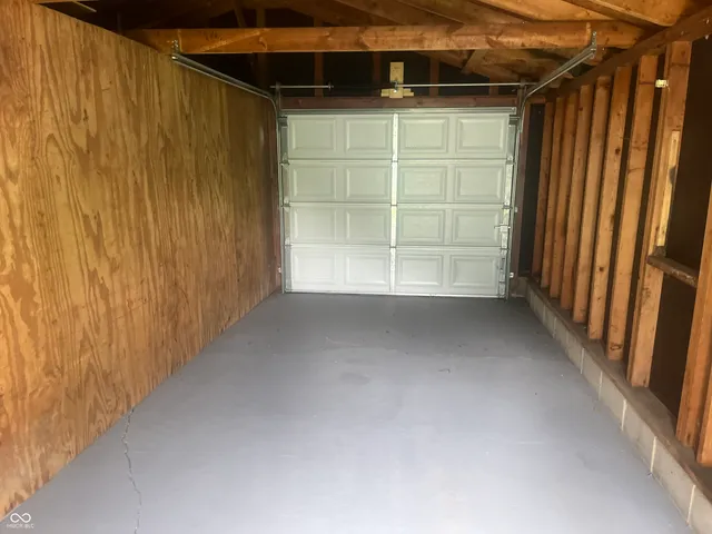 $975 | 1504 North Gladstone Avenue, Indianapolis, IN 46201