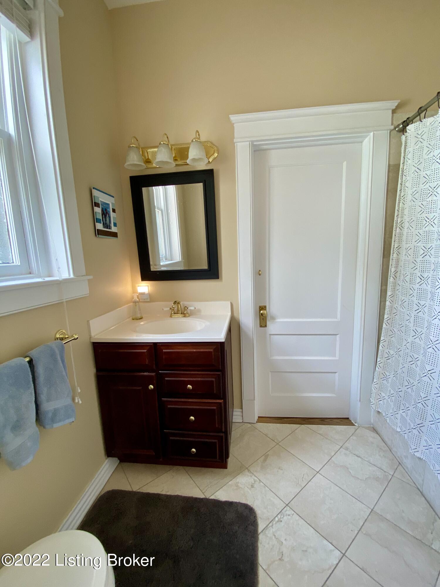 1006 Cherokee Road, Unit 6 Louisville, KY 40204 - Photo 10 of 21 IMG_2146