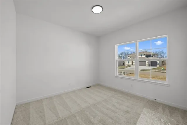 $527,000 | 2615 Southwest Tracker Lane, Lee's Summit, MO 64082