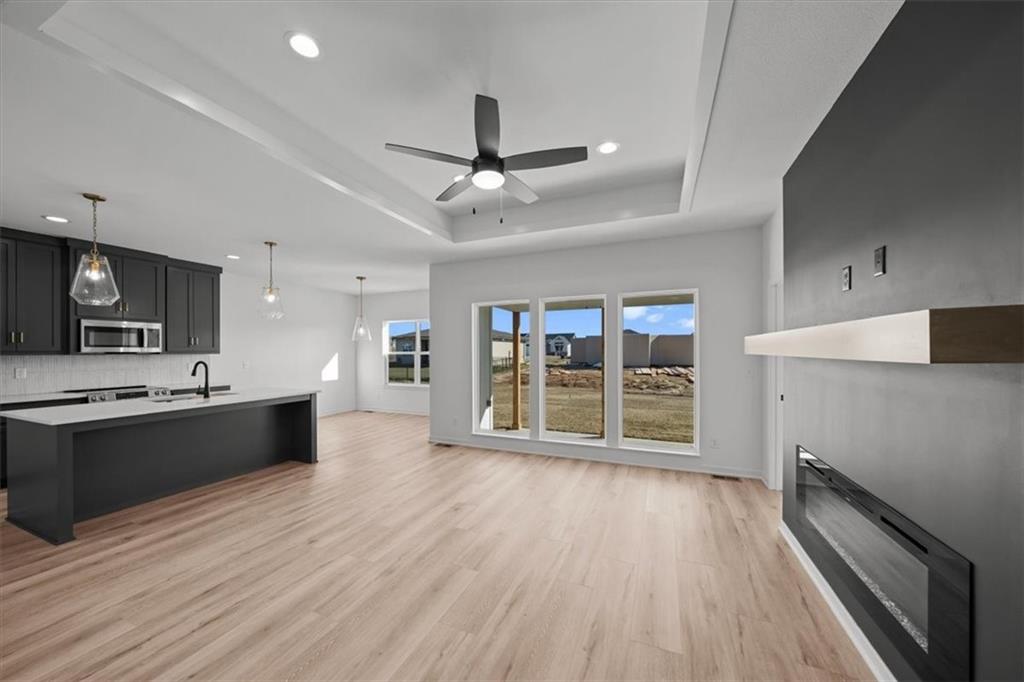 2615 Southwest Tracker Lane Lee's Summit, MO 64082 - Photo 4 of 27