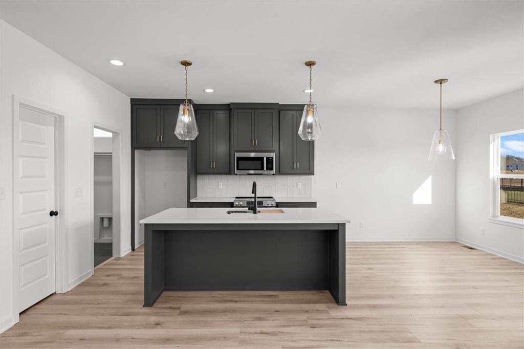 2615 Southwest Tracker Lane Lee's Summit, MO 64082 - Photo 7 of 27