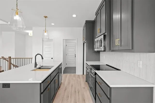 $527,000 | 2615 Southwest Tracker Lane, Lee's Summit, MO 64082