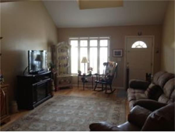 65 Brookview Road, Unit 65 Windham, NH 03087 - Photo 2 of 14