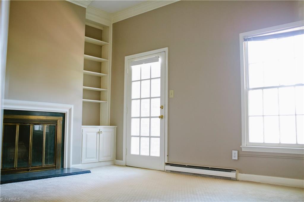 1108 Dover Road, Unit J Greensboro, NC 27408 - Photo 8 of 20 Gallery Image 8