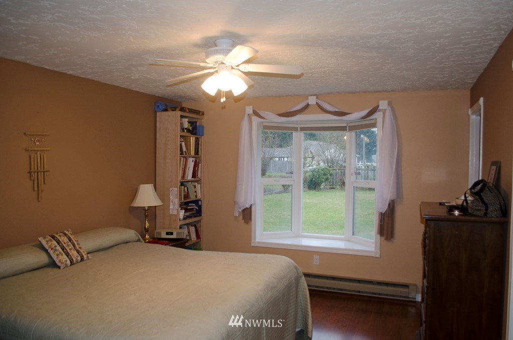 19236 Loganberry Street Southwest Rochester, WA 98579 - Photo 14 of 24