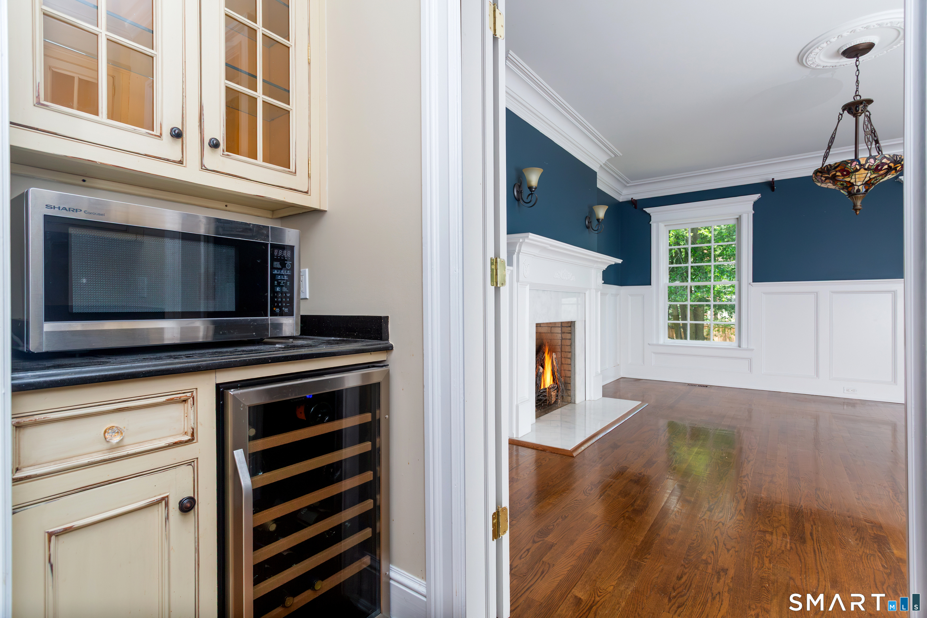 7 Old Hyde Road Weston, CT 06883 - Photo 9 of 40