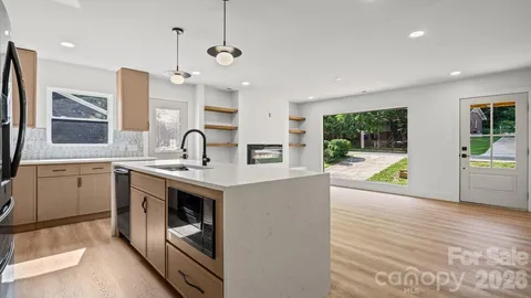 $650,000 | 3320 Winterfield Place, Charlotte, NC 28205