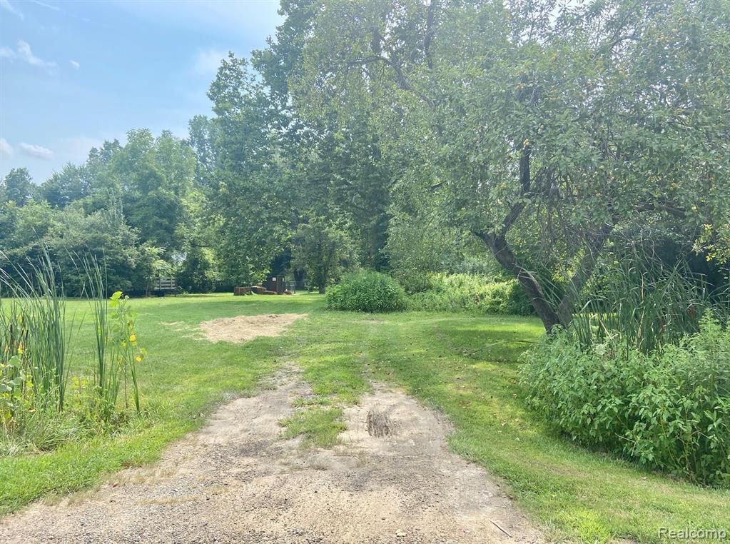22160 Bell Road New Boston, MI 48164 - Photo 1 of 3