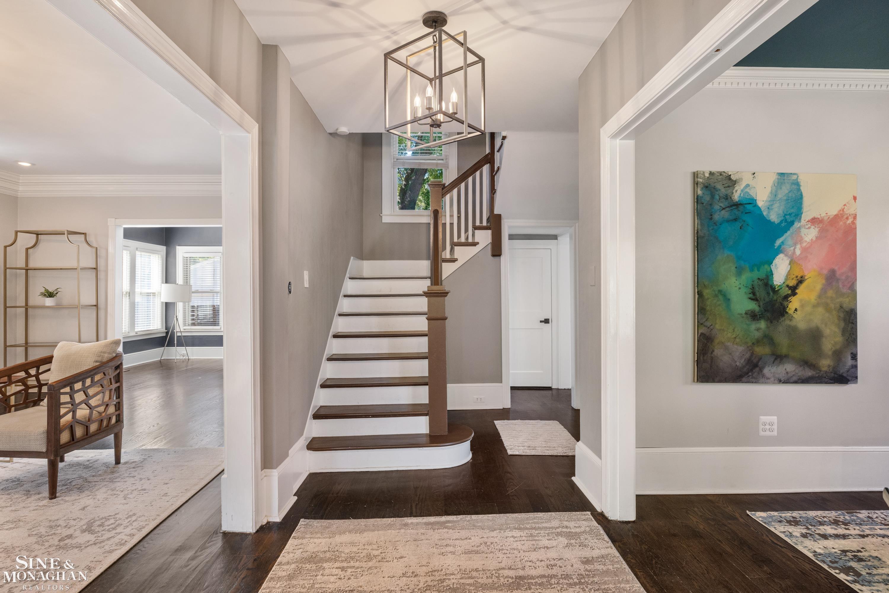 387 Neff Road Grosse Pointe, MI 48230 - Photo 6 of 59 50205717-31CD4AF5-93EA-4098-8E89-7B0C18A9B5FA.JPG