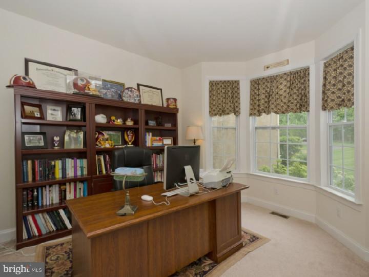 11 Limekiln Road Doylestown, PA 18901 - Photo 8 of 24 Office / Study