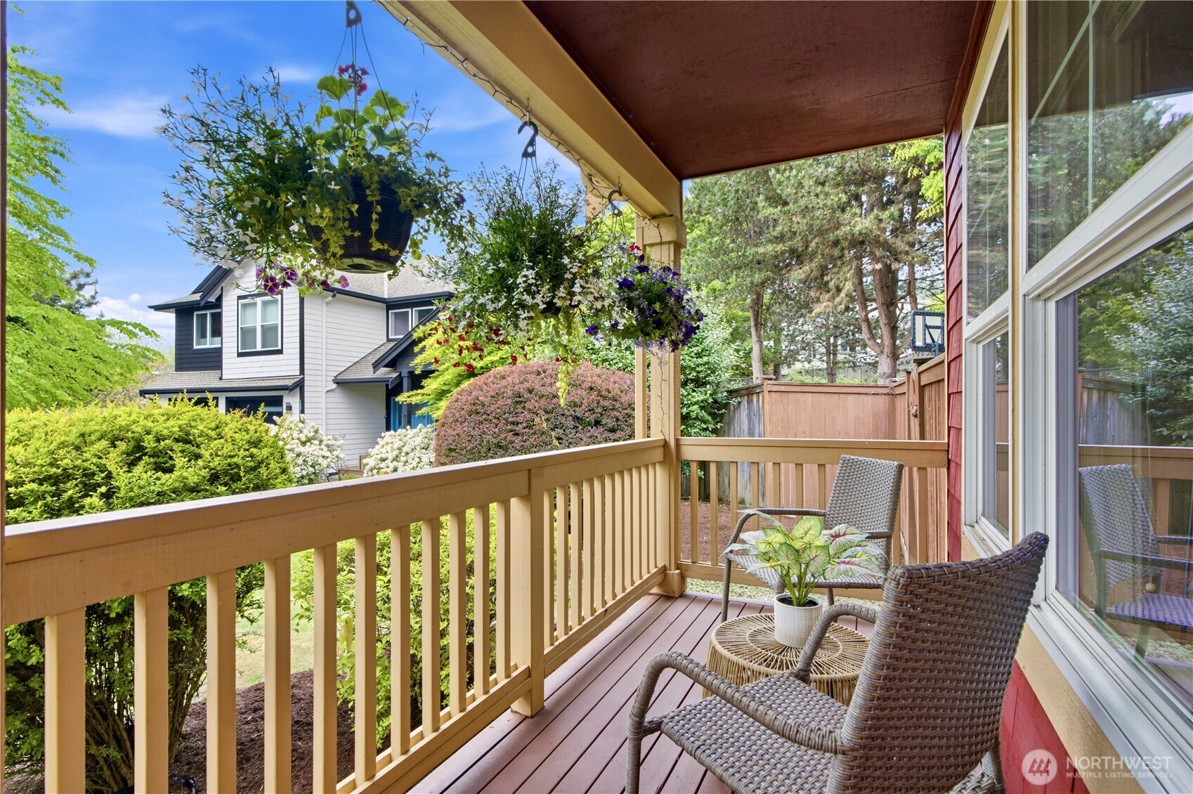 15410 Waynita Way Northeast Bothell, WA 98011 - Photo 5 of 39