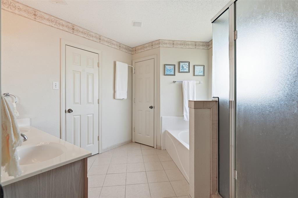 5004 Ridgefield Court Arlington, TX 76017 - Photo 26 of 38 Gallery Image 26
