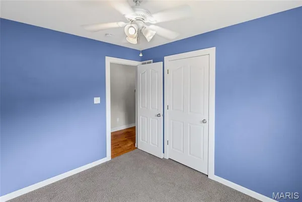 $345,000 | 407 Glen Echo Drive, De Soto, MO 63020