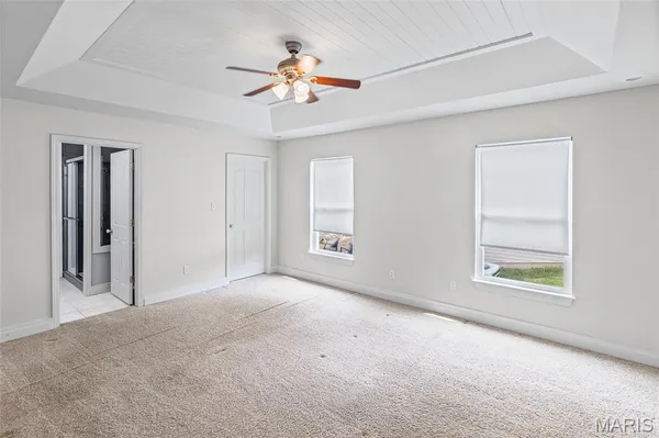 $345,000 | 407 Glen Echo Drive, De Soto, MO 63020