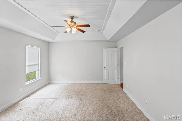 $345,000 | 407 Glen Echo Drive, De Soto, MO 63020