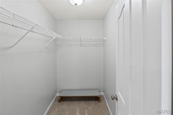 $345,000 | 407 Glen Echo Drive, De Soto, MO 63020