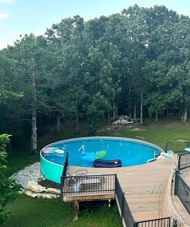 $345,000 | 407 Glen Echo Drive, De Soto, MO 63020