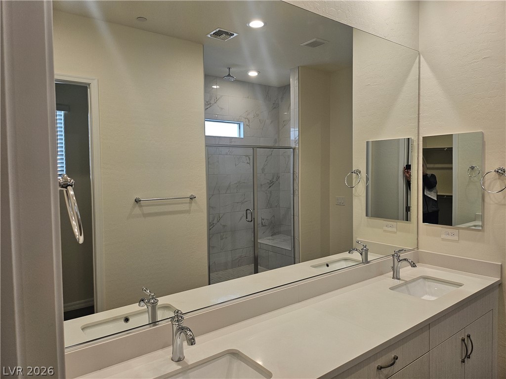 80 Strada Caruso Henderson, NV 89011 - Photo 17 of 33