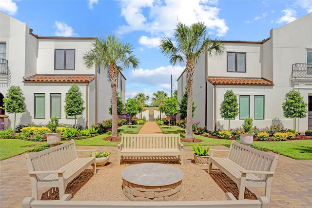 $5,500 | 1715 Maravilla Drive, Houston, TX 77055