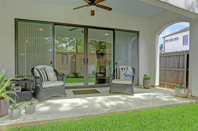 $5,500 | 1715 Maravilla Drive, Houston, TX 77055